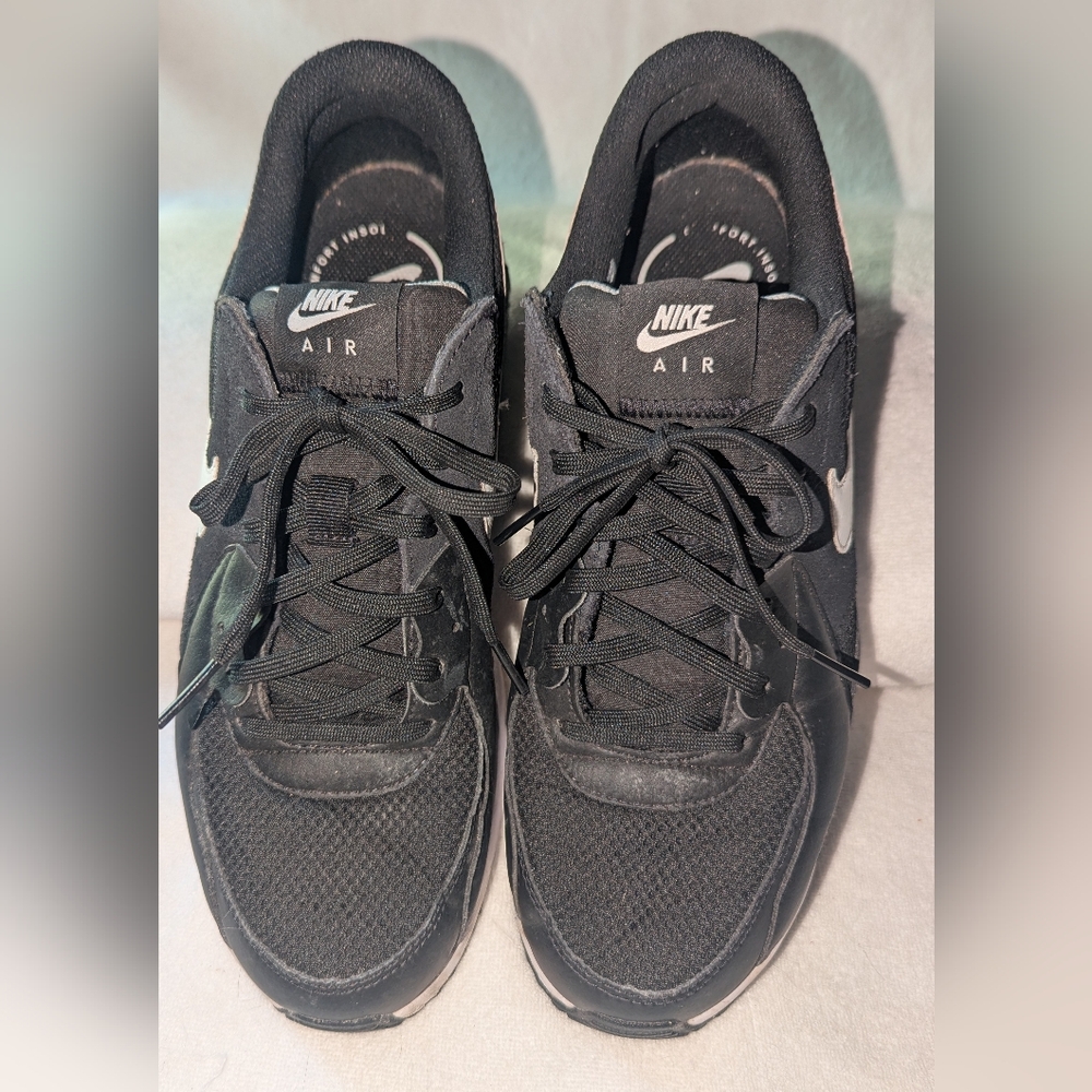 Nike Men's Black Air Sneakers CD 4165-001. Size 9.5